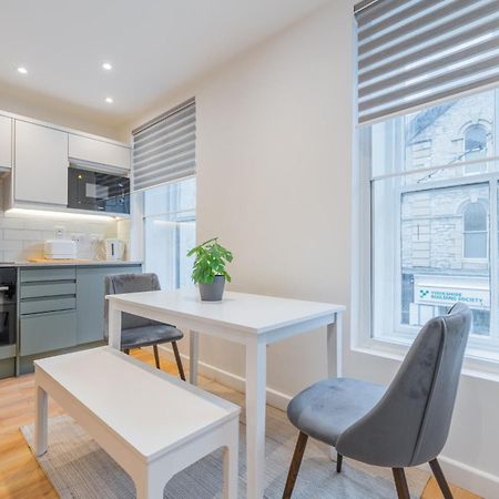 Cosy 2 Bedroom Flat In Lake District ケンダル エクステリア 写真