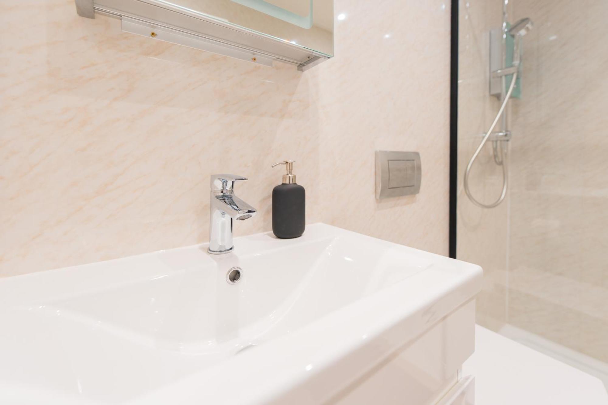 Cosy 2 Bedroom Flat In Lake District ケンダル エクステリア 写真